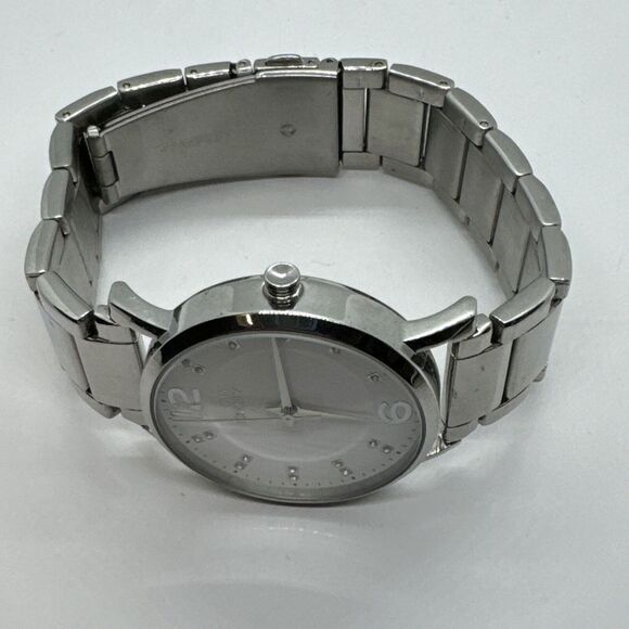 DKNY NY8160 Women's Silver Stainless Steel Analog Dial Quartz Wrist Watch JNA274 - Picture 6 of 11